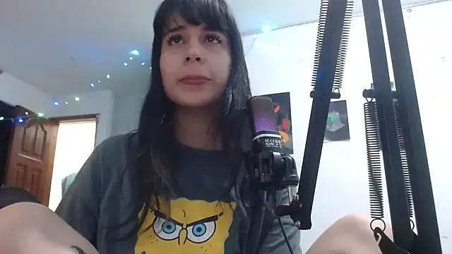 Snapshot of shy_katy_ chatting on 09.30.25 shy katy online show from 09.30.25