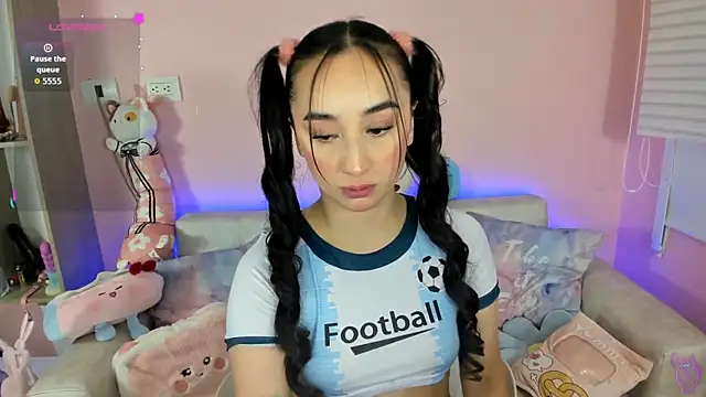 tinysara online show from 03.15.26