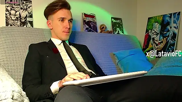 Midnighter  online show from 05.13.26