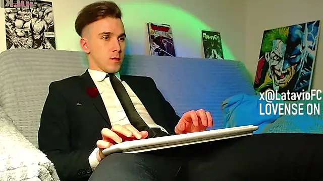 Midnighter  online show from 05.21.26