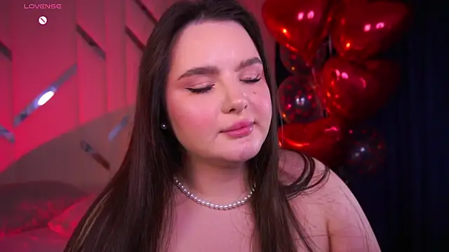 CuteAmberr online show from 02.13.25