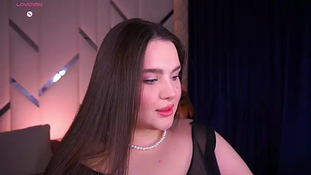 CuteAmberr online show from 02.19.25