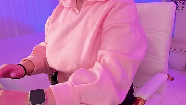 scarlet miller1 online show from 11.26.25