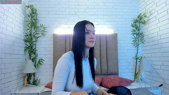 Snapshot of charlottewhitte chatting on 02.21.25 charlottewhitte online show from 02.21.25