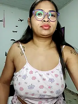 chalohott online show from 10.25.25