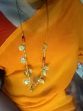 tuttifrutti17 online show from 12.18.24