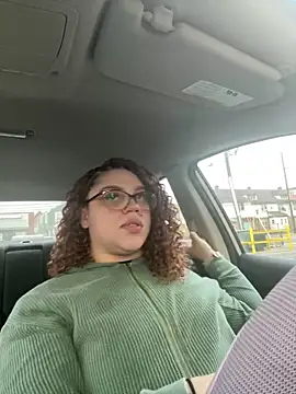 QueenNuttCollector online show from 03.16.25