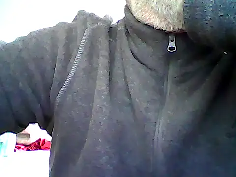 Snapshot of xcimeru chatting on 02.13.25 xcimeru online show from 02.13.25