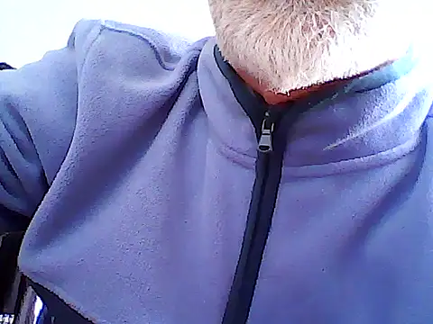 Snapshot of xcimeru chatting on 03.13.25 xcimeru online show from 03.13.25