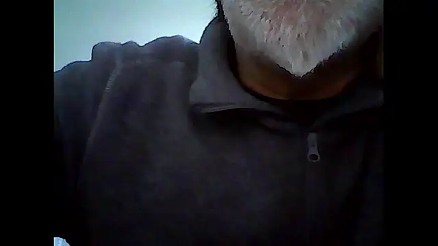 Snapshot of xcimeru chatting on 09.23.25 xcimeru online show from 09.23.25