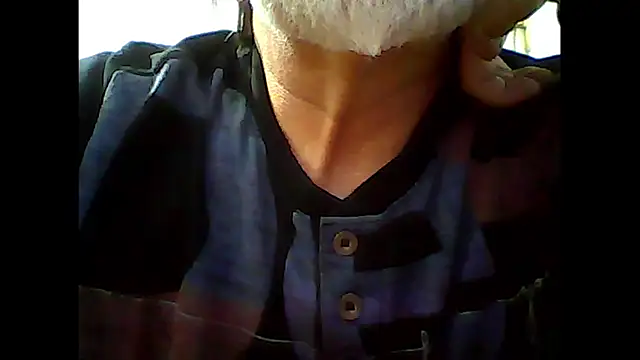 Snapshot of xcimeru chatting on 10.10.25 xcimeru online show from 10.10.25