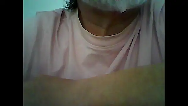 Snapshot of xcimeru chatting on 10.11.25 xcimeru online show from 10.11.25