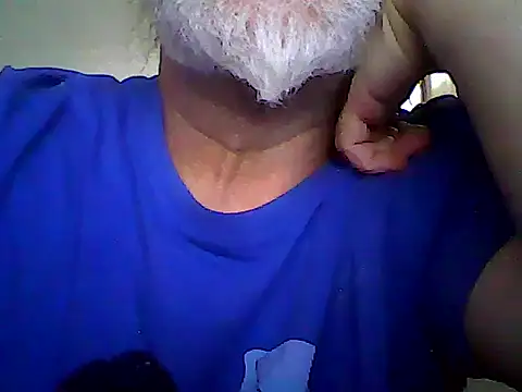 Snapshot of xcimeru chatting on 05.27.26 xcimeru online show from 05.27.26