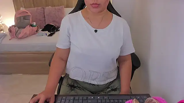 izaro22 online show from 02.07.25