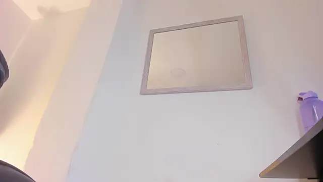 izaro22 online show from 02.15.25