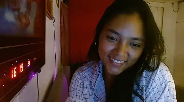 Chiara petterson online show from 12.05.24