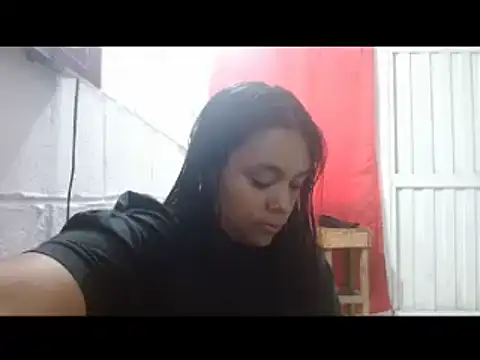 Chiara petterson online show from 02.05.25