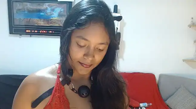 Chiara petterson online show from 02.24.25