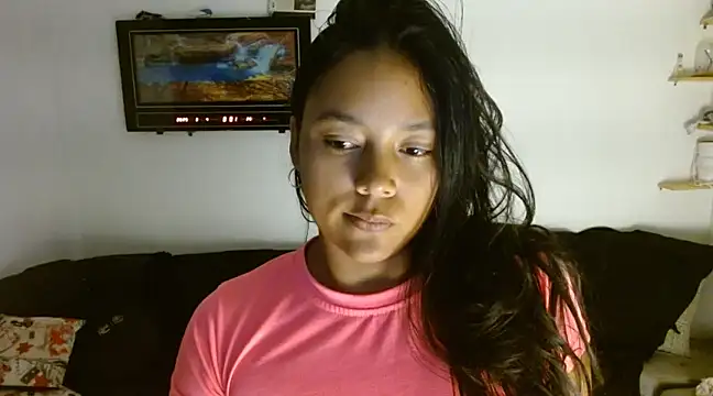 Chiara petterson online show from 03.04.25