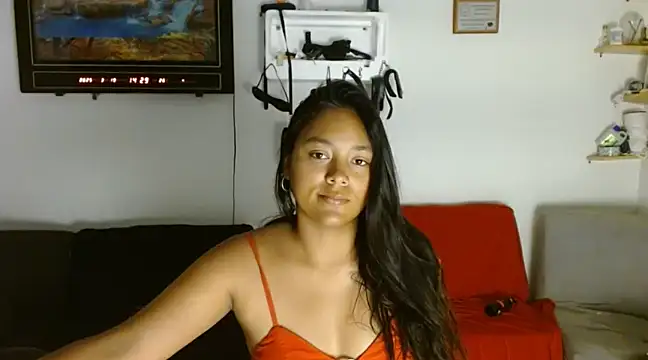 Chiara petterson online show from 03.19.25