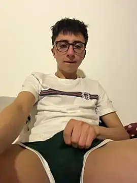 CamiRojas boy online show from 10.29.25