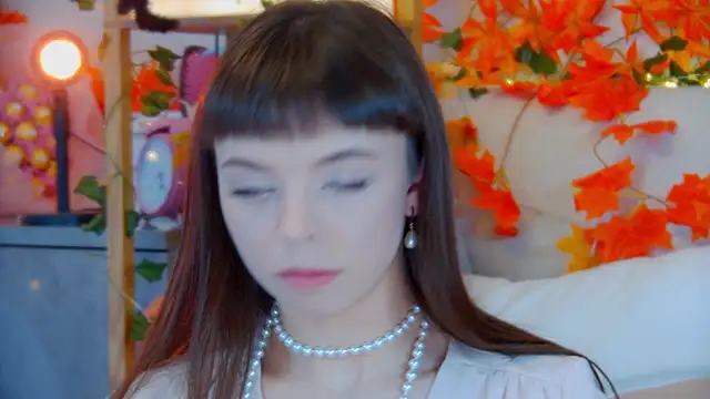 ElisabethDavis online show from 10.17.25