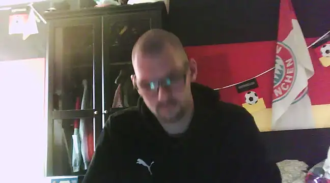 Snapshot of Die-geile-Sau chatting on 03.16.25 Die-geile-Sau online show from 03.16.25