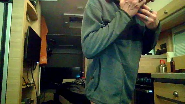 Ebinator666 online show from 09.24.25