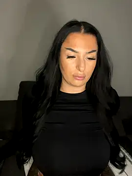 Mia-Bremer online show from 09.27.25