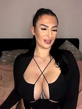 Mia-Bremer online show from 11.27.25