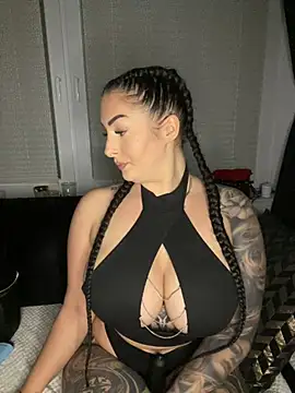 Mia-Bremer online show from 04.29.26