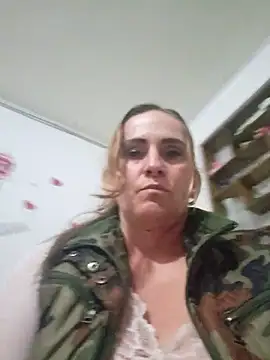 Snapshot of SeductionSilera chatting on 02.14.25 SeductionSilera online show from 02.14.25