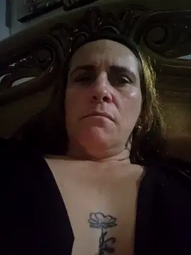 Snapshot of SeductionSilera chatting on 02.16.25 SeductionSilera online show from 02.16.25