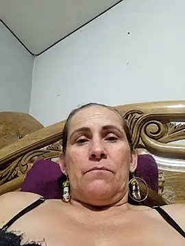 Snapshot of SeductionSilera chatting on 09.28.25 SeductionSilera online show from 09.28.25