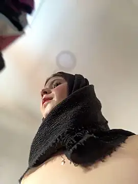 Snapshot of naughty__angel chatting on 12.24.24 naughty angel online show from 12.24.24