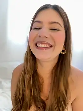 Snapshot of naughty__angel chatting on 02.05.25 naughty angel online show from 02.05.25