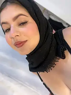 Snapshot of naughty__angel chatting on 02.21.25 naughty angel online show from 02.21.25