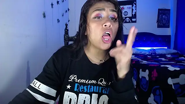 pinky violeta online show from 01.06.25