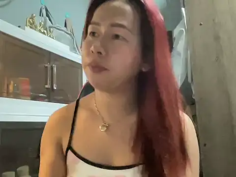 UrLove Marga online show from 11.30.25