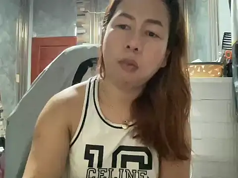 UrLove Marga online show from 04.28.26