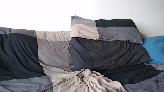 Snapshot of frankkk82 chatting on 12.13.24 frankkk82 online show from 12.13.24