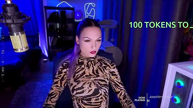 Snapshot of ml_milana chatting on 10.03.25 ml milana online show from 10.03.25