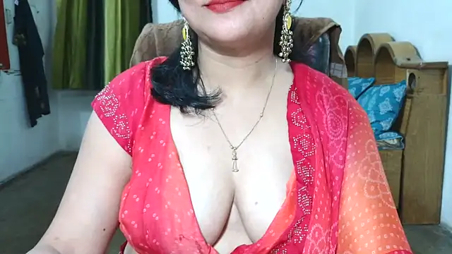 Snapshot of Cute_Mahi22 chatting on 07.07.26 Cute Mahi22 online show from 07.07.26