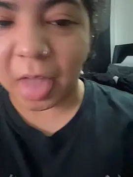 kimmiakiss22 online show from 05.06.26