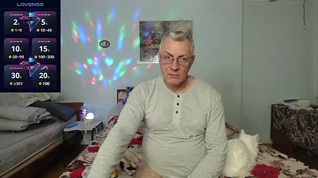 Snapshot of sexman181166 chatting on 02.10.25 sexman181166 online show from 02.10.25