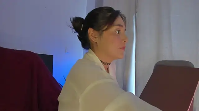 Snapshot of samantha_cherry chatting on 02.27.25 samantha cherry online show from 02.27.25