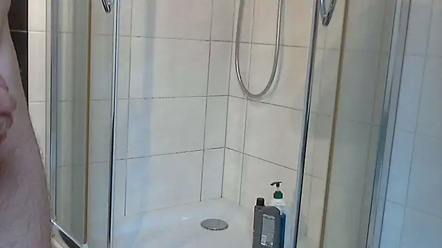 Snapshot of mattyrush chatting on 10.05.25 mattyrush online show from 10.05.25