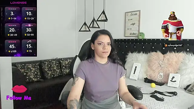 Snapshot of natasha_logan_ chatting on 03.07.25 natasha logan  online show from 03.07.25