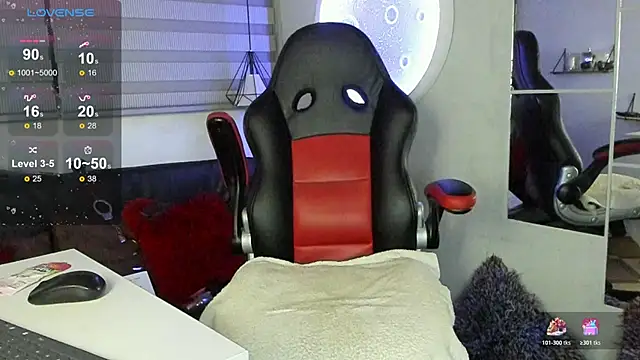 Snapshot of natasha_logan_ chatting on 02.28.26 natasha logan online show from 02.28.26