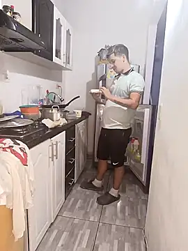 catire2323 online show from 12.04.24